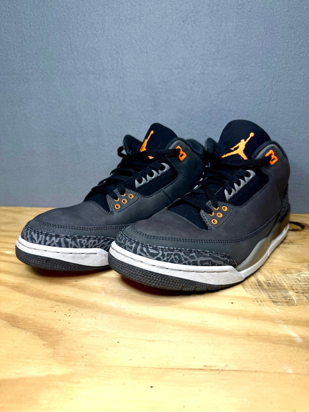 Jordan Air Jordan 3 Retro Fear 2023 Mid Top Gray Black Orange CT8532-080 Sz 11.5